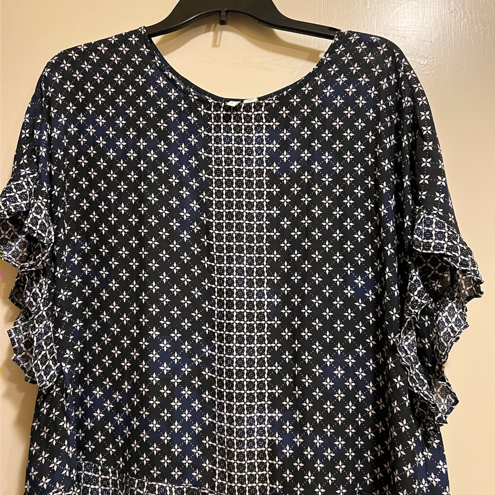 Cato Blue and White Flutter Sleeve Blouse